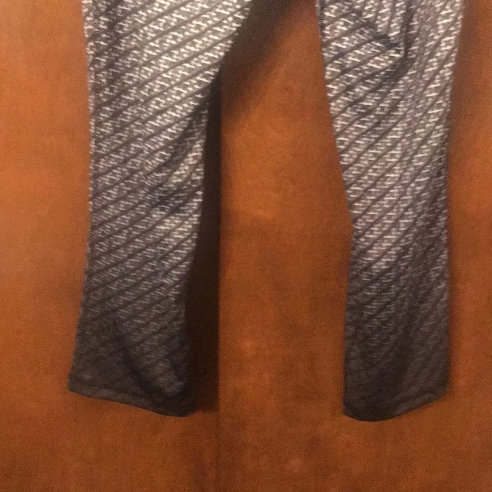 New RBX Live Life Active Capri’s size extra large - Picture 5 of 11